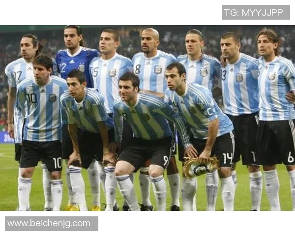 腿短但技高球场传奇这些足球运动员以独特优势征服绿茵场