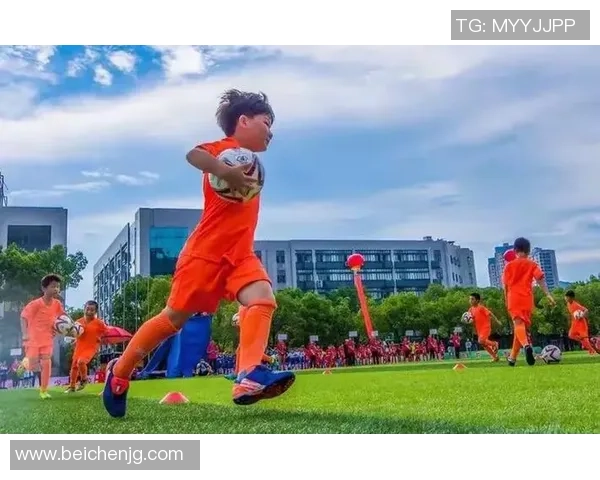 儿童球星足球服装精选 打造属于小小球员的梦想装备 儿童球星足球服装精选 打造属于小小球员的梦想装备