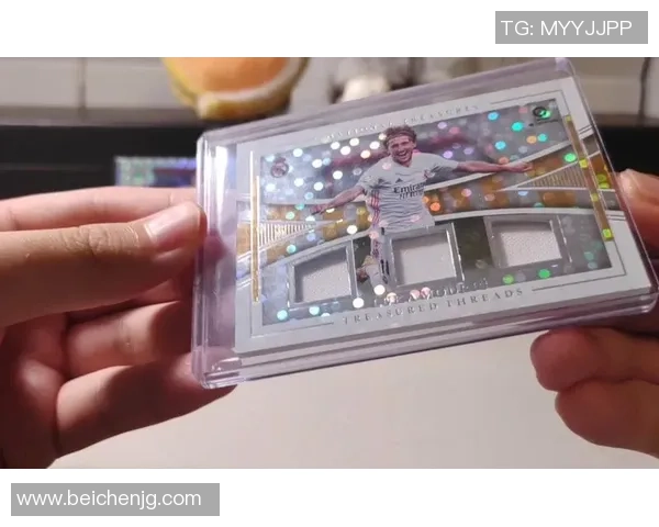 老足球球星卡收藏热潮再起怀旧记忆与时代经典交织魅力 老足球球星卡收藏热潮再起怀旧记忆与时代经典交织魅力